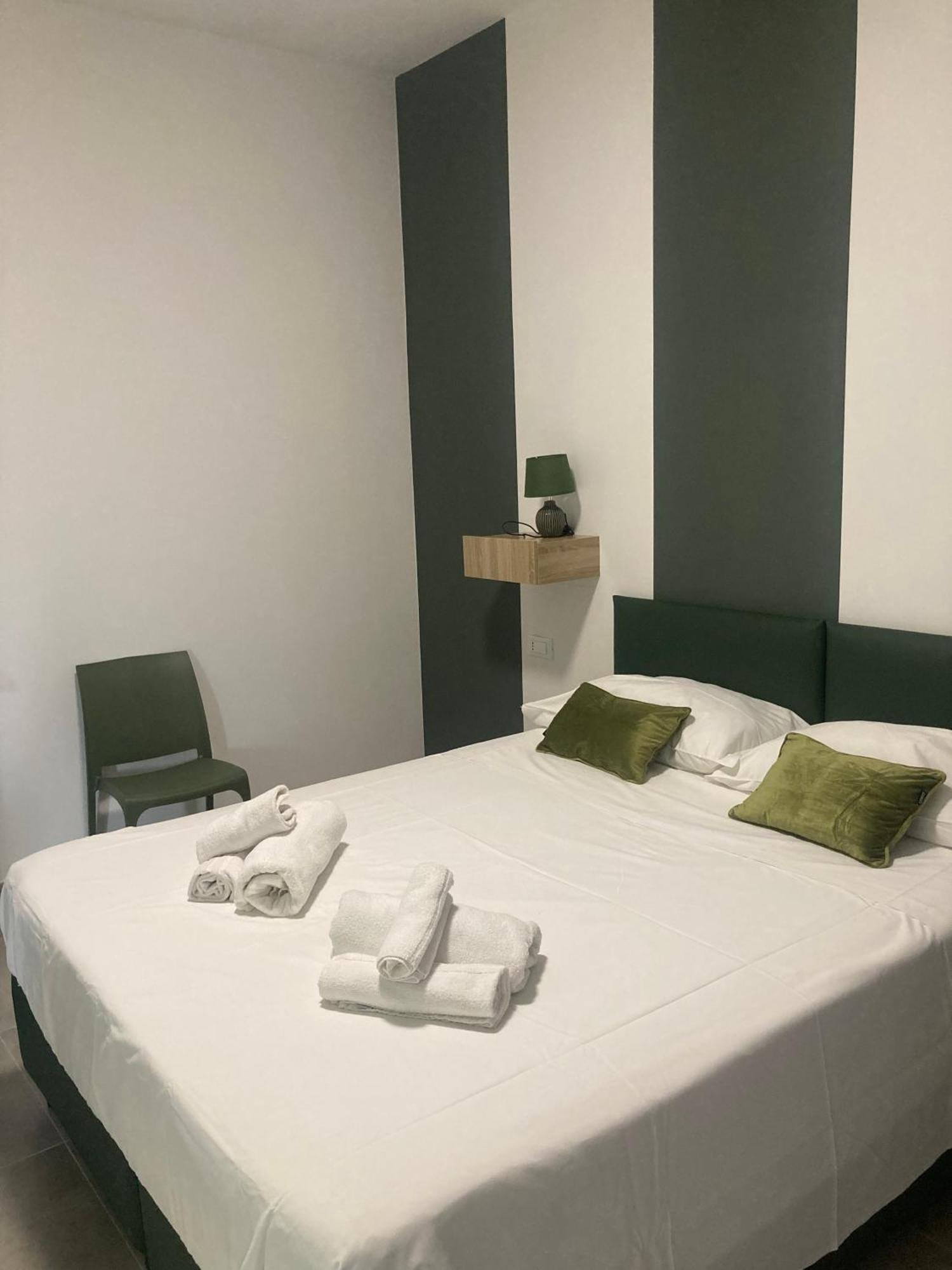 Holabologna Luxury Rooms And Flats Exterior foto