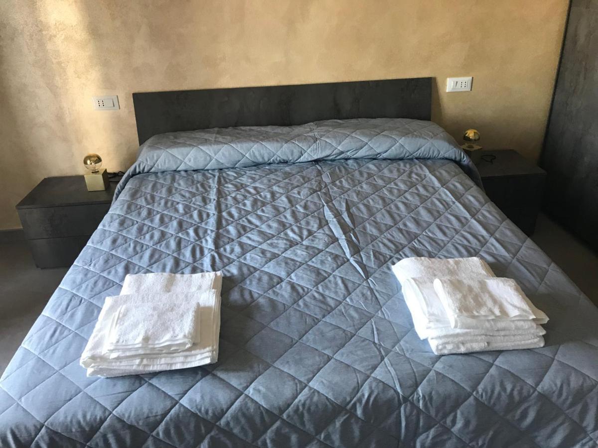 Holabologna Luxury Rooms And Flats Exterior foto