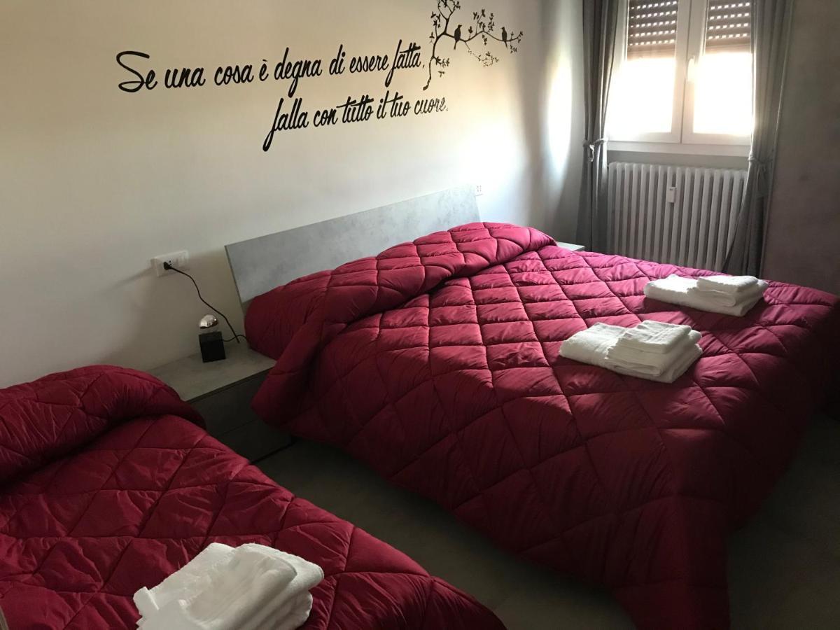 Holabologna Luxury Rooms And Flats Exterior foto