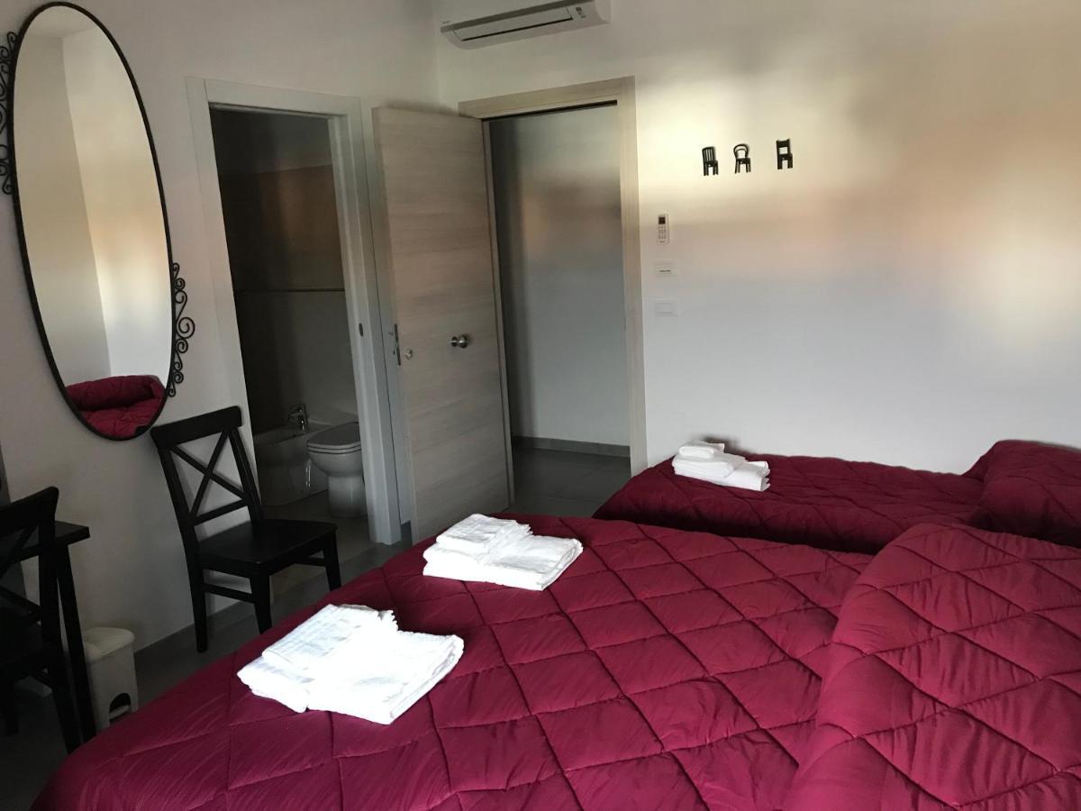 Holabologna Luxury Rooms And Flats Exterior foto